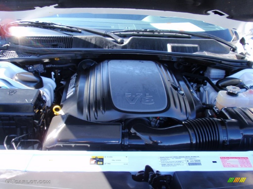 2013 Challenger R/T Plus - Bright White / Dark Slate Gray photo #21