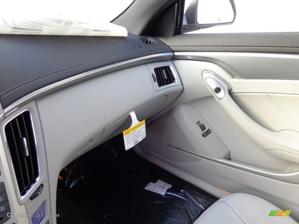 2014 CTS 4 Coupe AWD - Majestic Plum Metallic / Light Titanium/Ebony photo #18