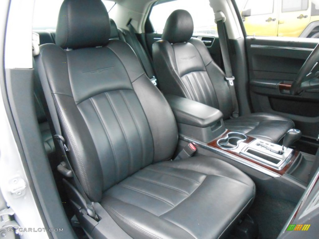 Dark Slate Gray Interior 2010 Chrysler 300 C HEMI AWD Photo #89731522