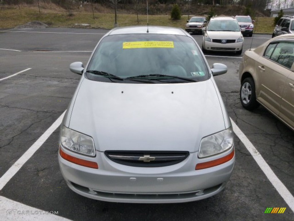 2005 Aveo LS Sedan - Galaxy Silver Metallic / Gray photo #2