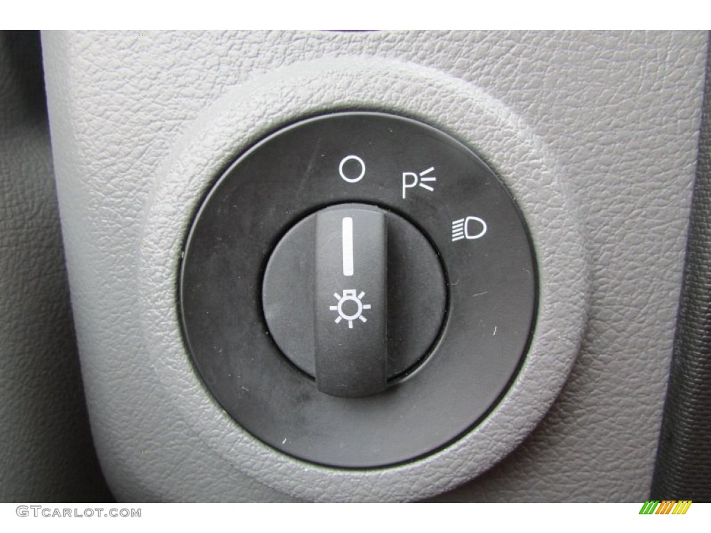 2013 Ford E Series Van E250 Cargo Controls Photo #89736603
