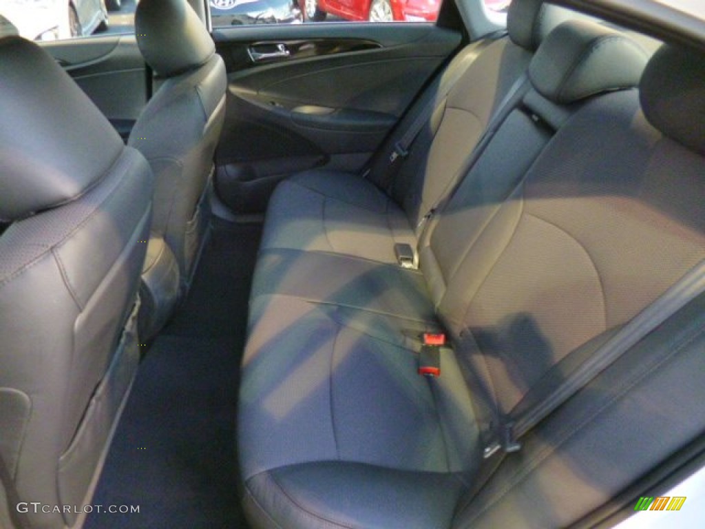 2014 Sonata SE 2.0T - Pearl White / Black photo #13