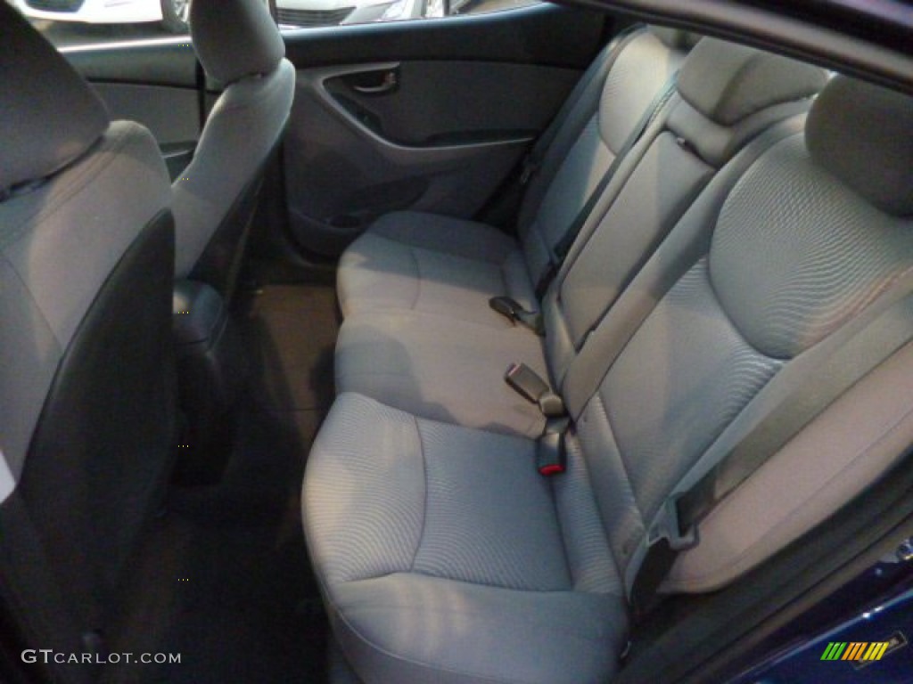 Gray Interior 2014 Hyundai Elantra SE Sedan Photo #89738559