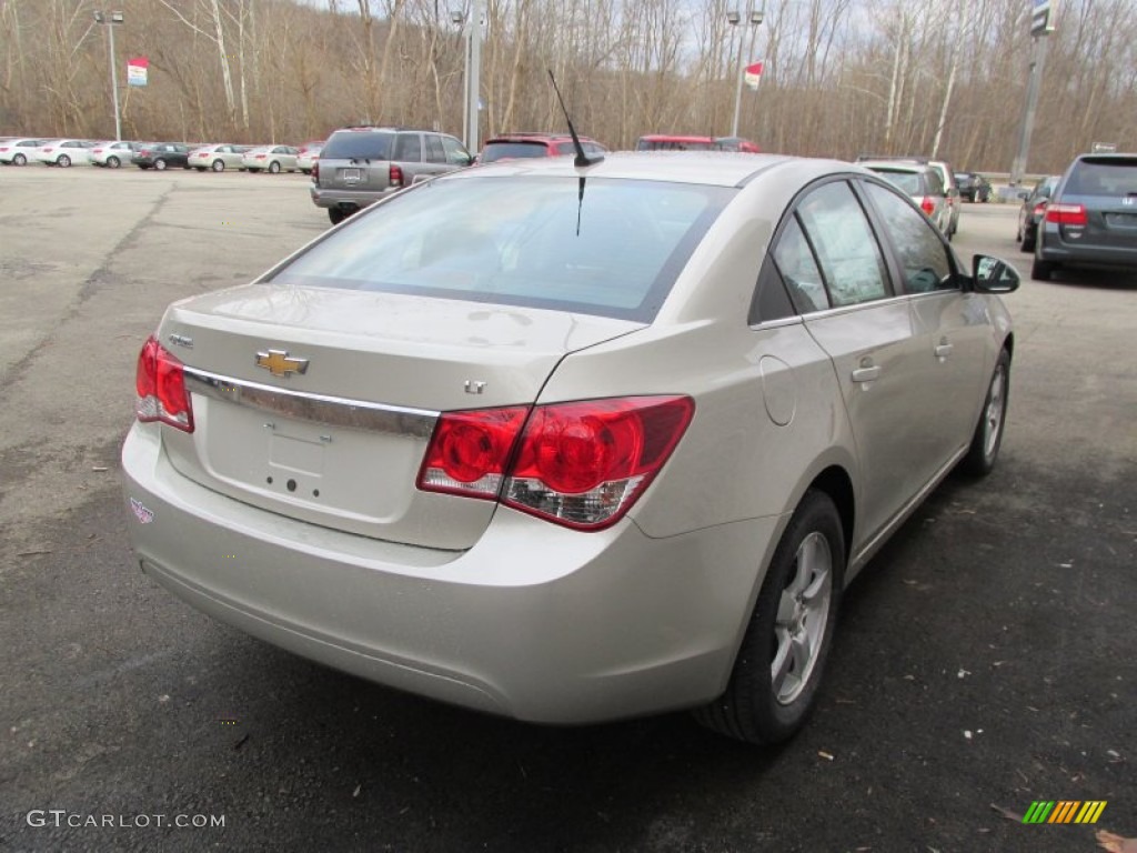 2014 Cruze LT - Champagne Silver Metallic / Jet Black photo #6