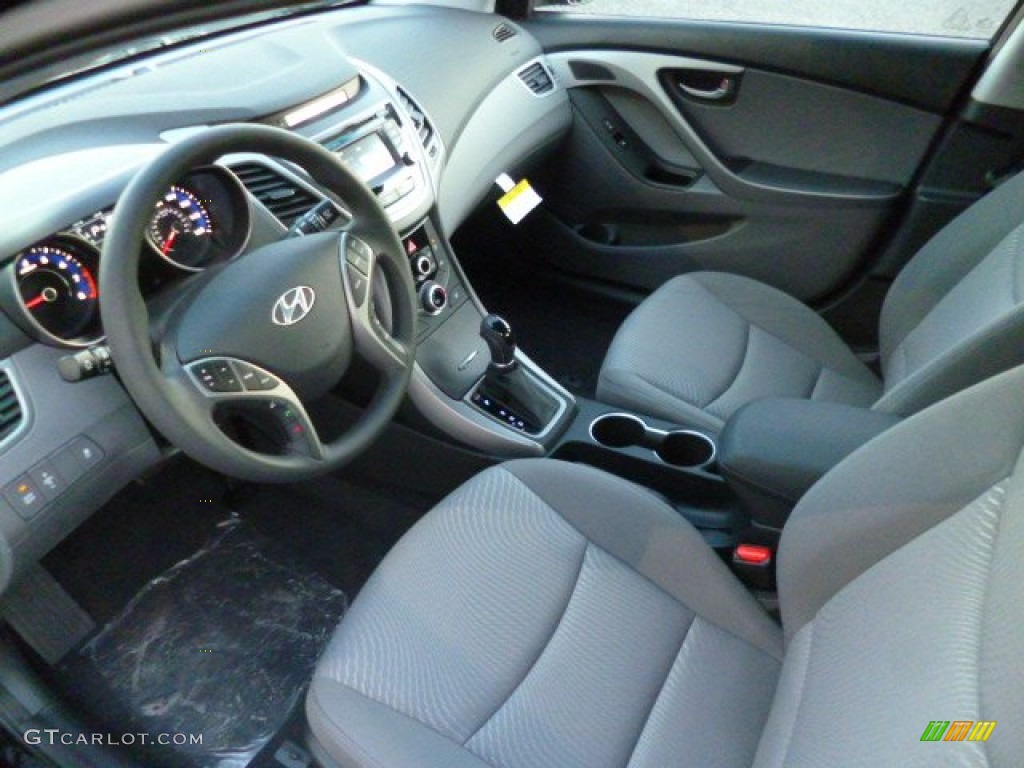 Gray Interior 2014 Hyundai Elantra SE Sedan Photo #89739085