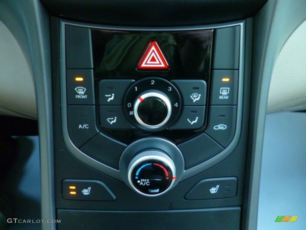 2014 Hyundai Elantra SE Sedan Controls Photo #89739577