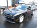 Pitch Black - Challenger SXT Photo No. 3
