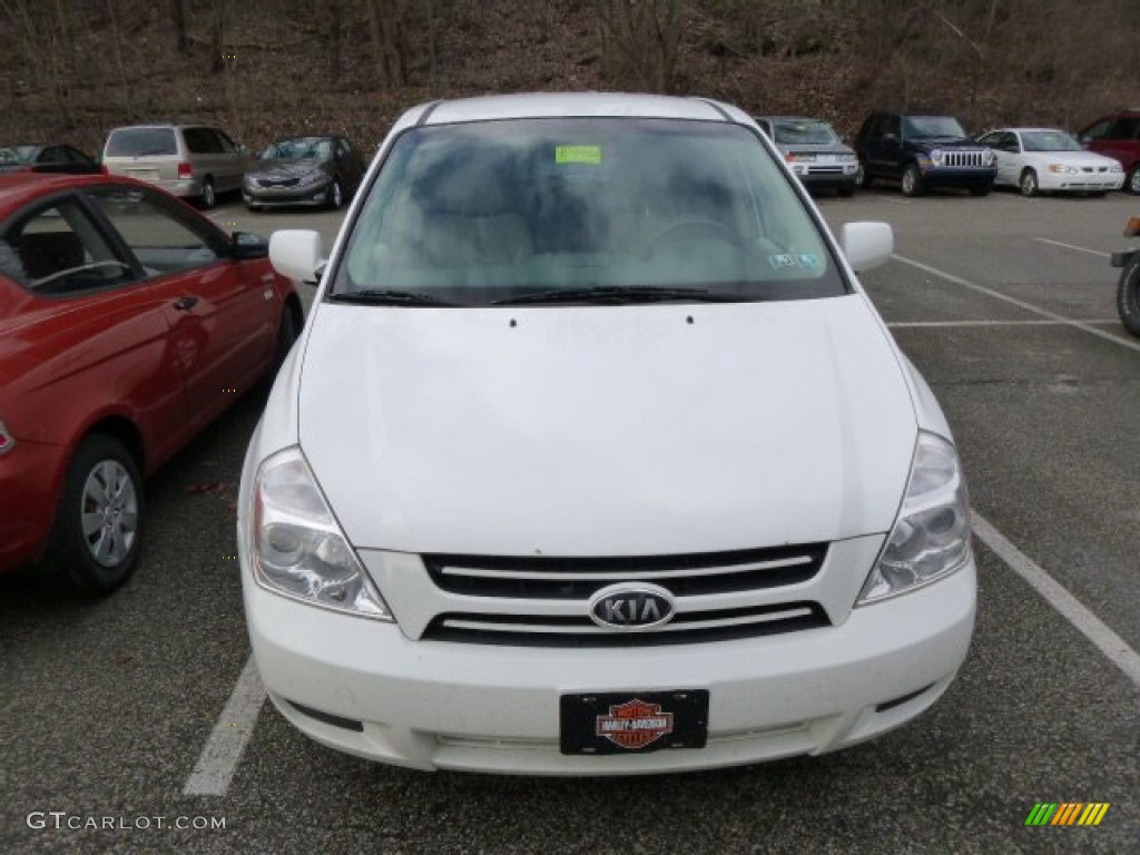 2006 Sedona EX - White / Beige photo #2