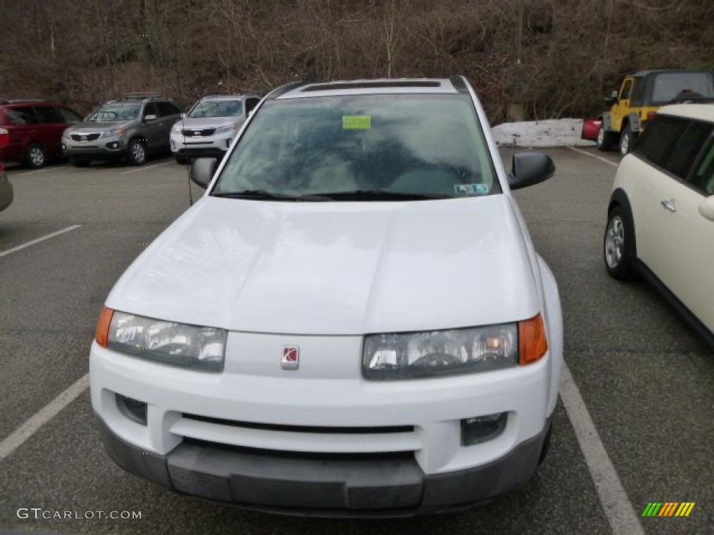 2003 VUE V6 AWD - White / Gray photo #2
