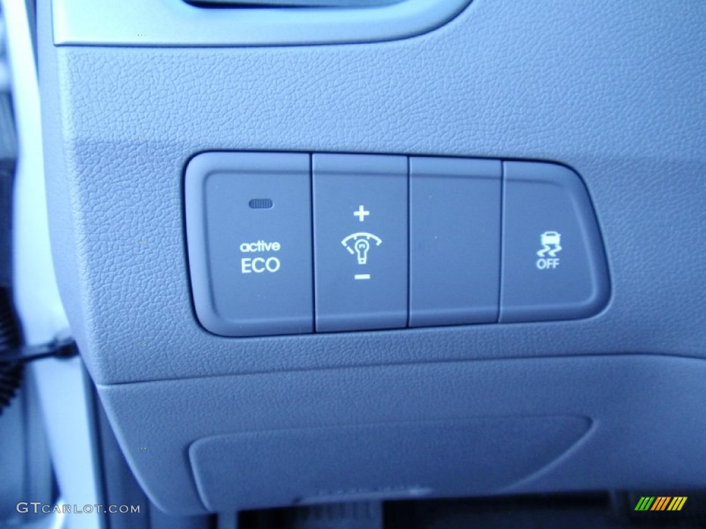 2014 Elantra SE Sedan - Silver / Gray photo #32