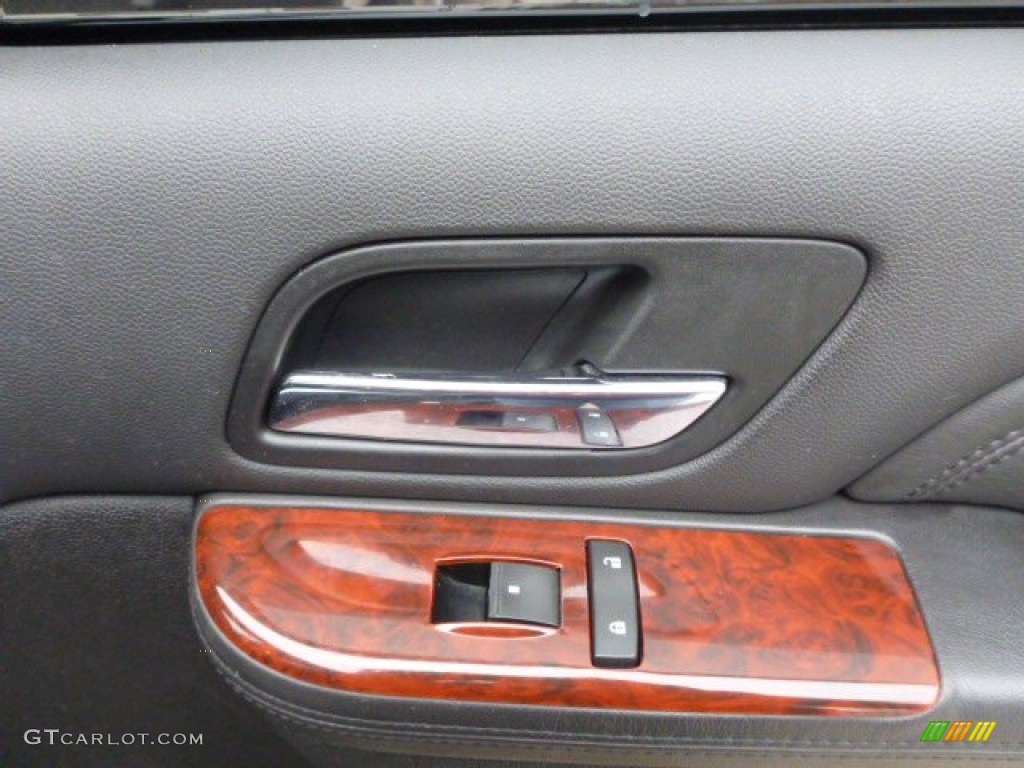 2010 Escalade Luxury AWD - Black Ice / Ebony photo #10