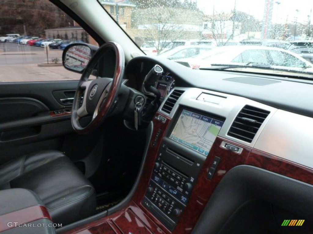 2010 Escalade Luxury AWD - Black Ice / Ebony photo #11