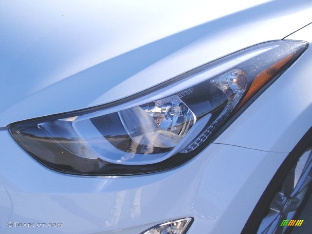2014 Elantra SE Sedan - White / Gray photo #9