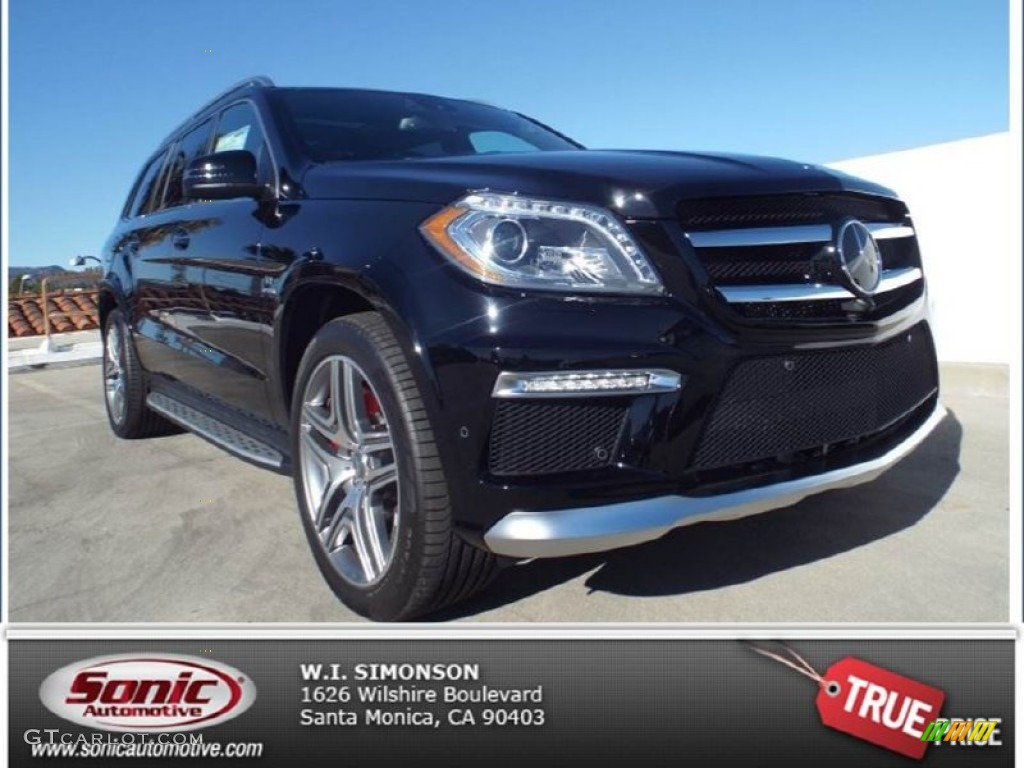 2014 GL 63 AMG 4Matic - Black / Black photo #1