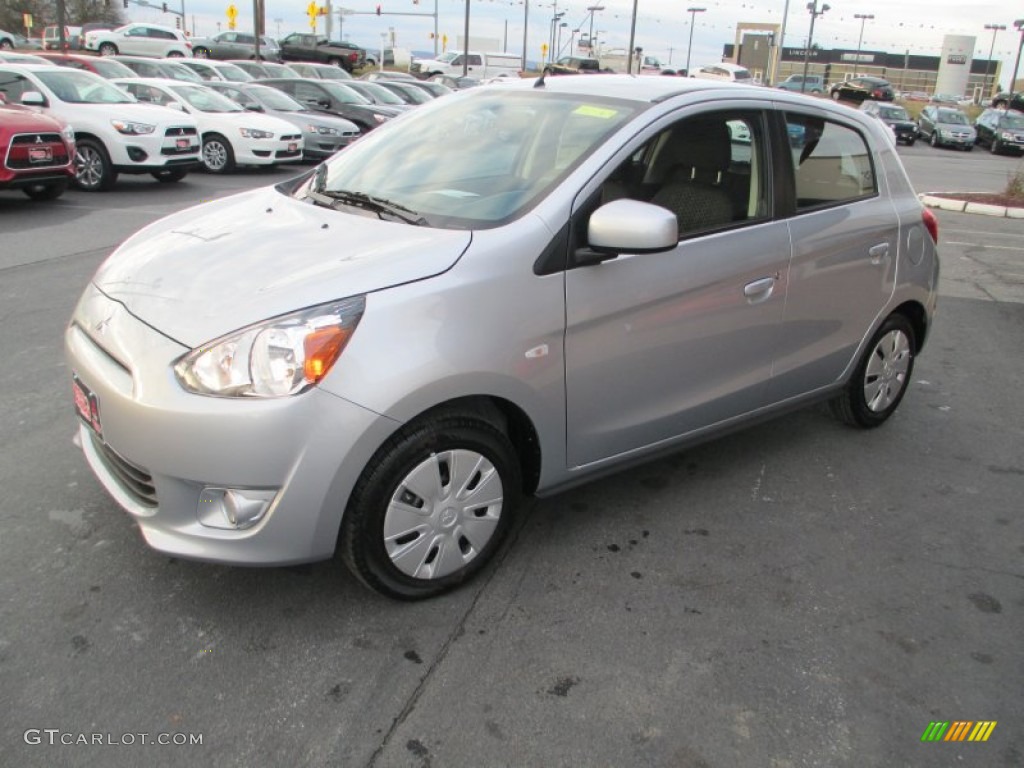 Starlight Silver 2014 Mitsubishi Mirage DE Exterior Photo #89748376
