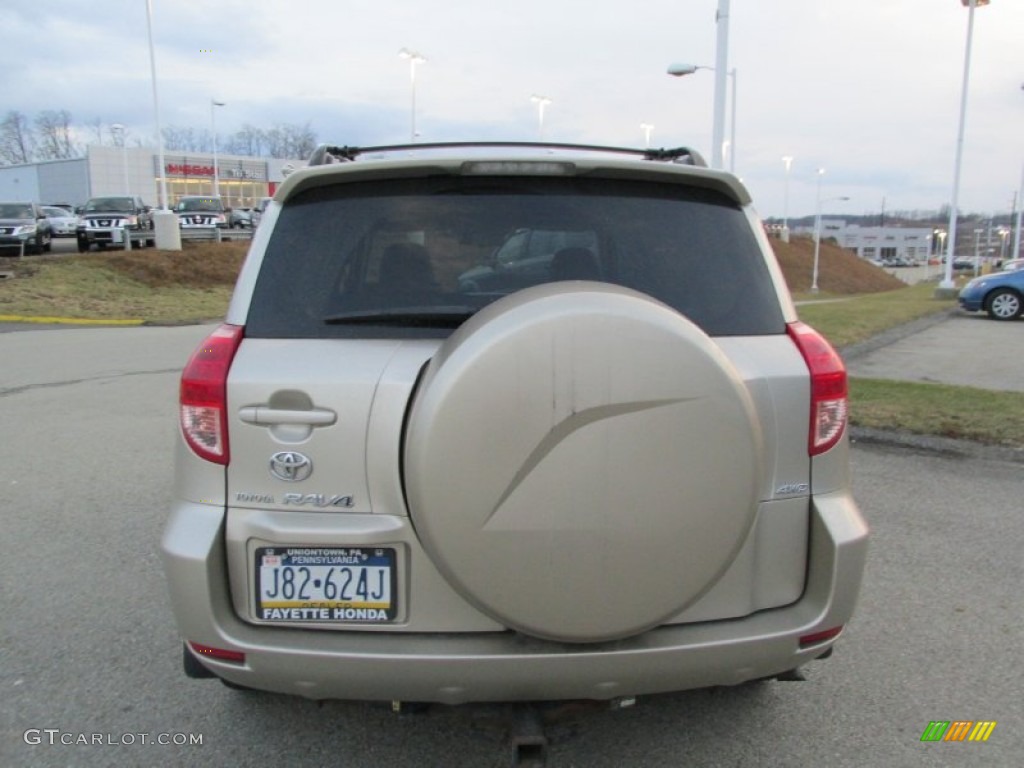 2006 RAV4 Limited 4WD - Beige Metallic / Ash photo #3