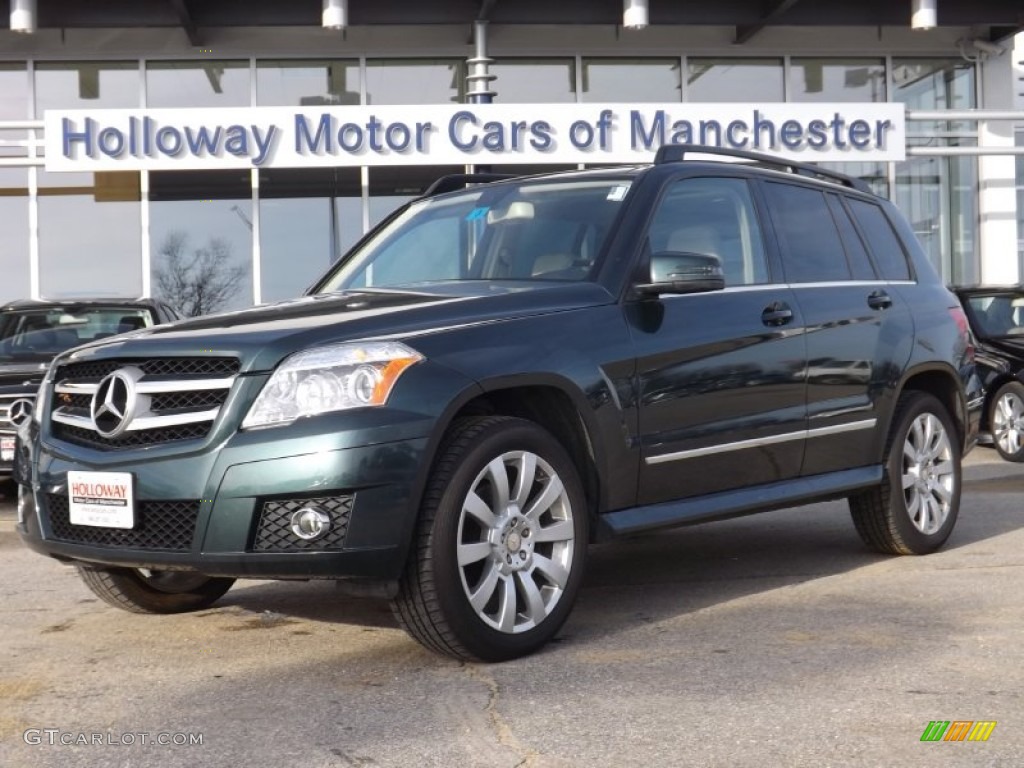 2010 GLK 350 4Matic - Jade Green Metallic / Almond/Black photo #1