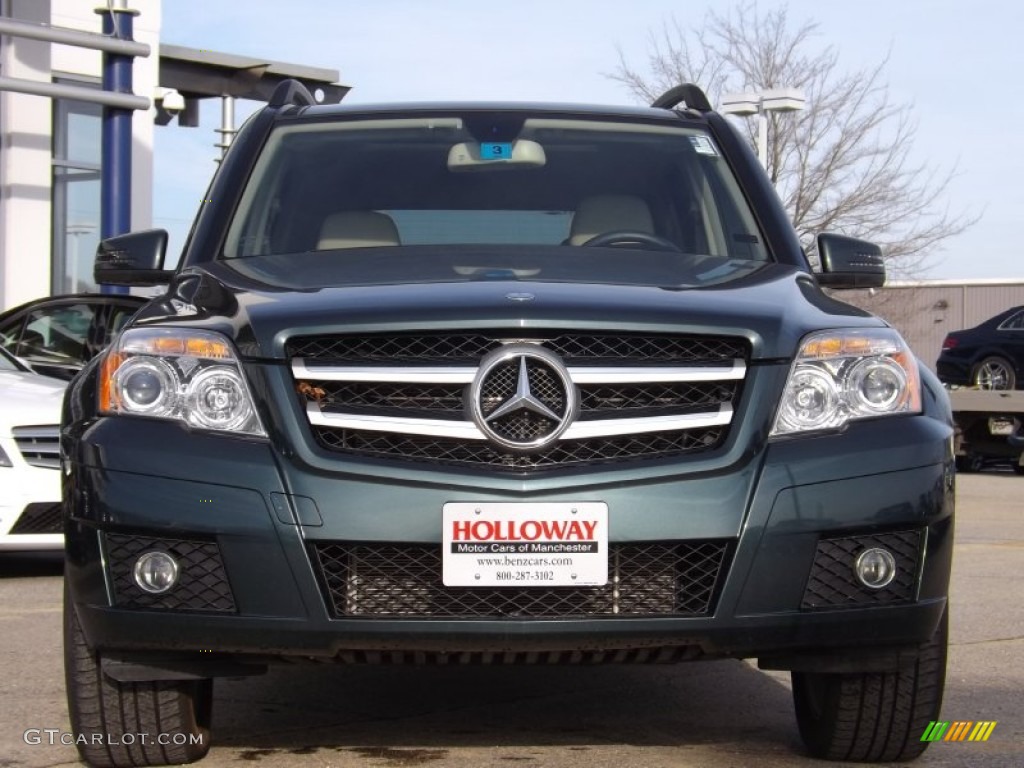 2010 GLK 350 4Matic - Jade Green Metallic / Almond/Black photo #2