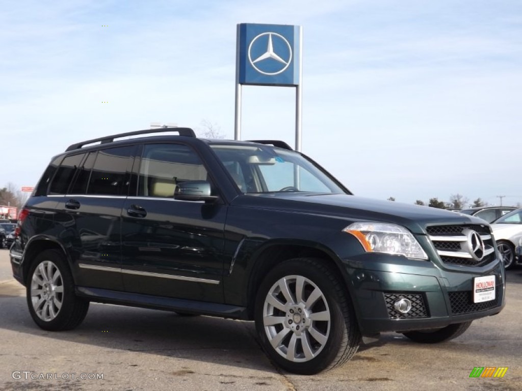 2010 GLK 350 4Matic - Jade Green Metallic / Almond/Black photo #3