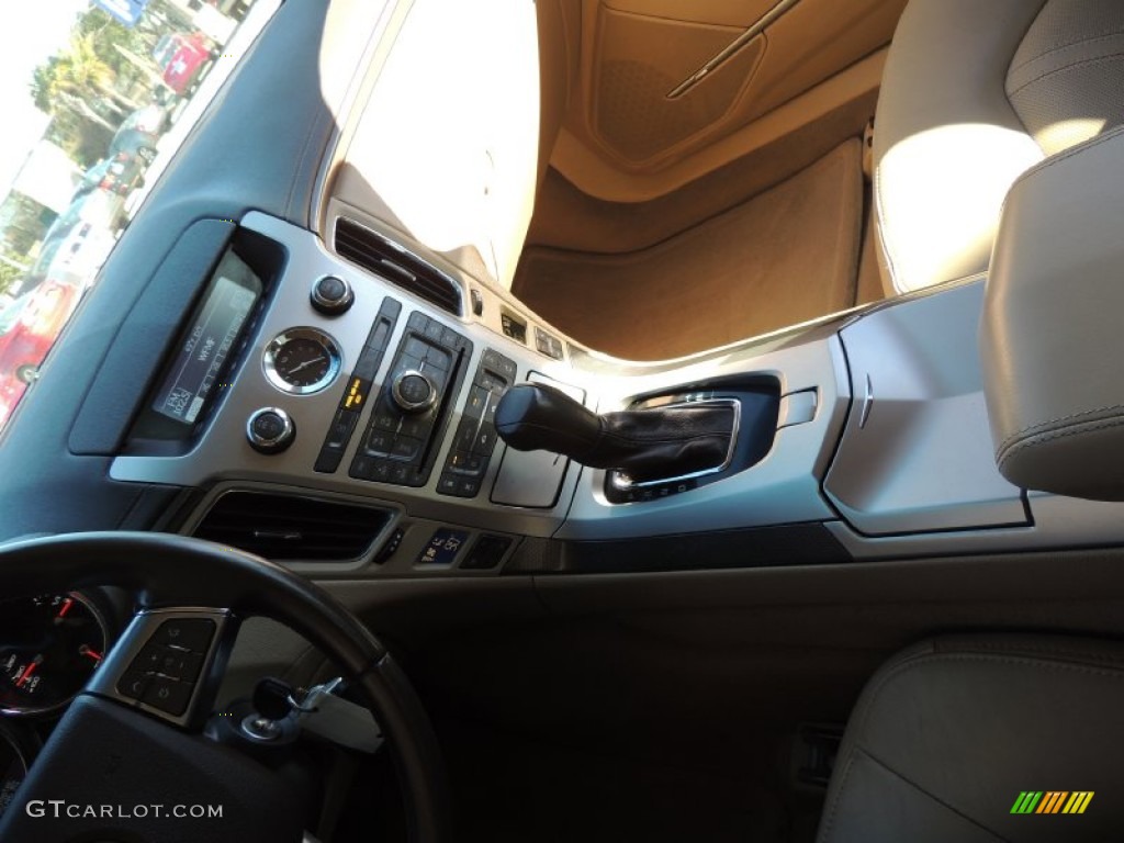 2010 CTS 3.6 Sedan - Vanilla Latte / Cashmere/Cocoa photo #20