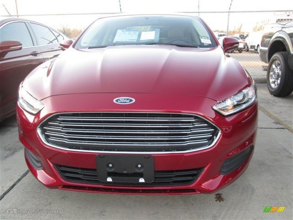 2014 Fusion SE - Ruby Red / Dune photo #19