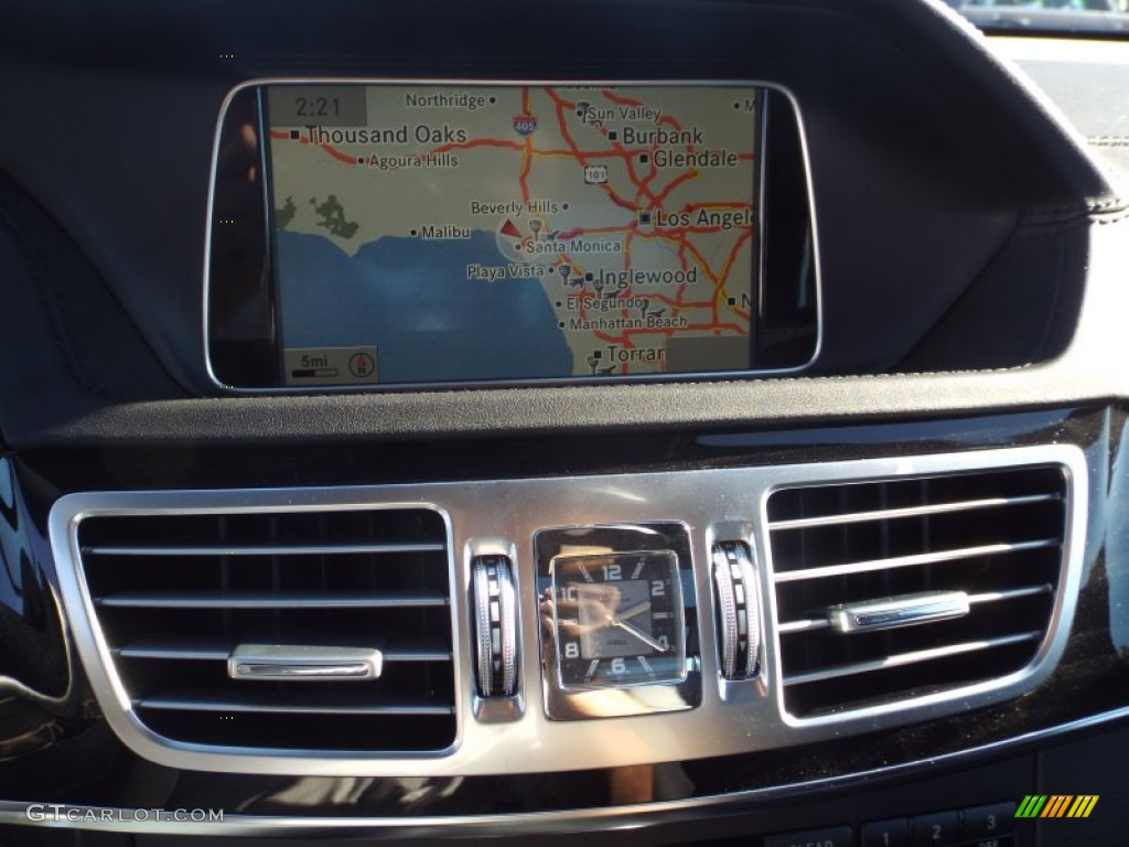 2014 E 63 AMG S-Model - Iridium Silver Metallic / Black photo #13