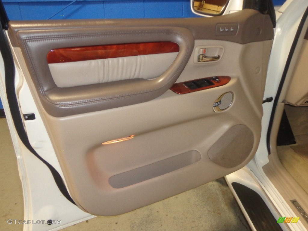 2002 LX 470 - Golden Pearl / Ivory photo #23