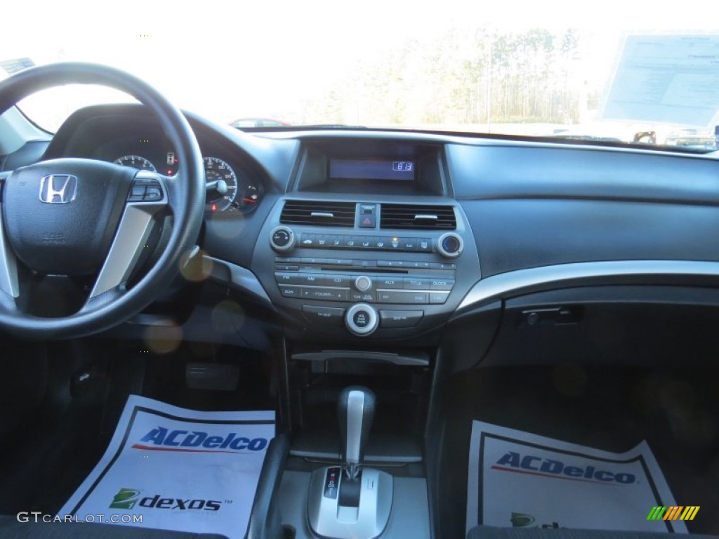 2011 Accord LX-P Sedan - Celestial Blue Metallic / Black photo #16