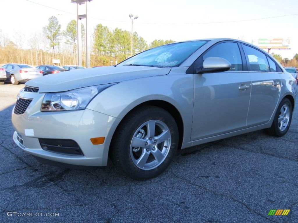 2014 Cruze LT - Champagne Silver Metallic / Medium Titanium photo #3