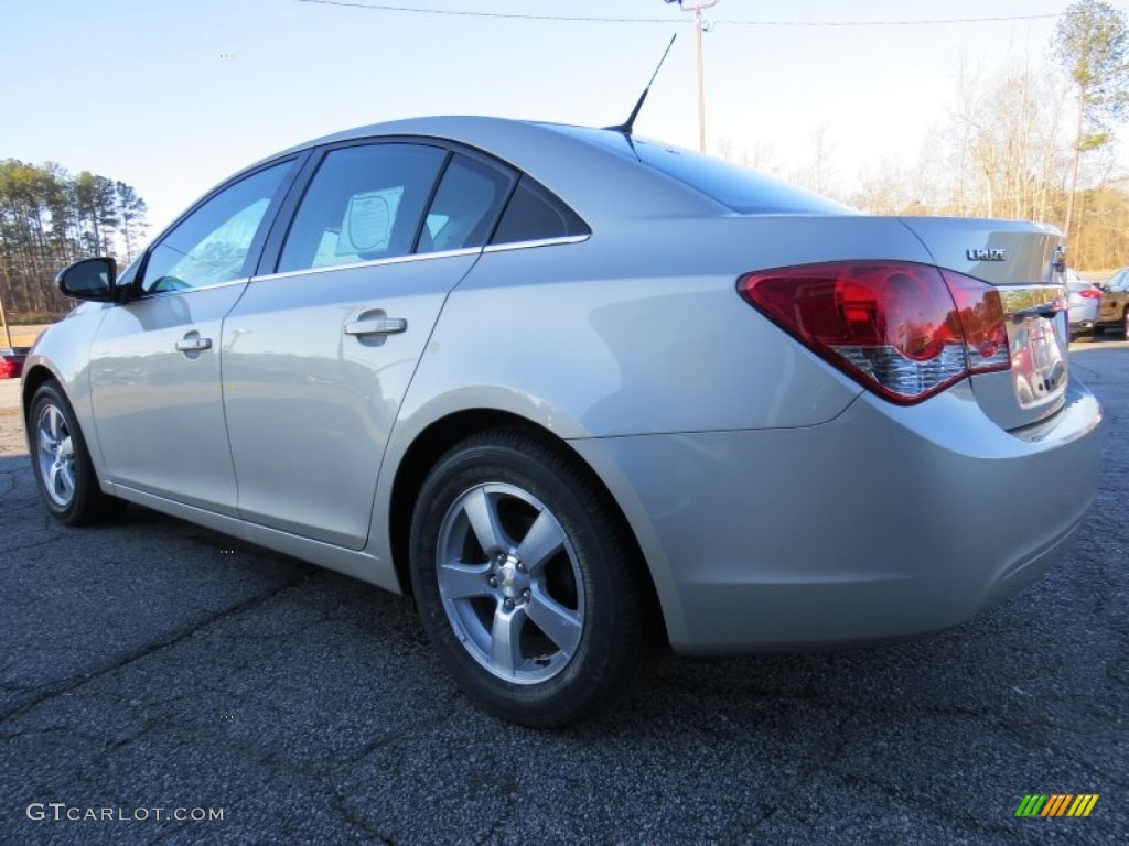 2014 Cruze LT - Champagne Silver Metallic / Medium Titanium photo #5