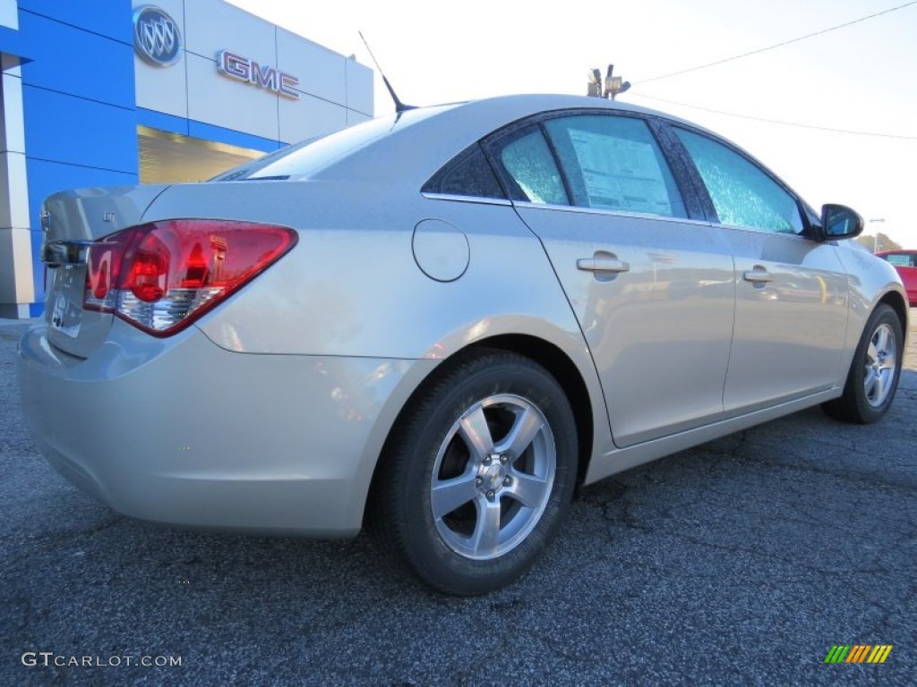2014 Cruze LT - Champagne Silver Metallic / Medium Titanium photo #7