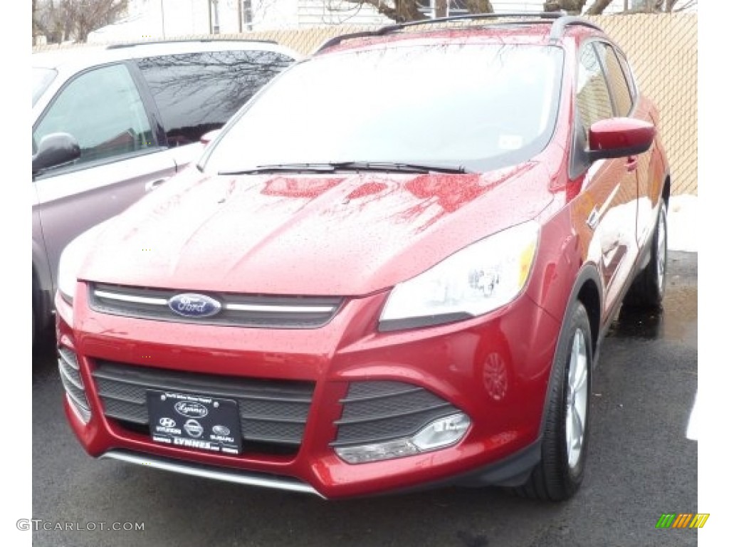 2013 Escape SE 1.6L EcoBoost 4WD - Ruby Red Metallic / Charcoal Black photo #3