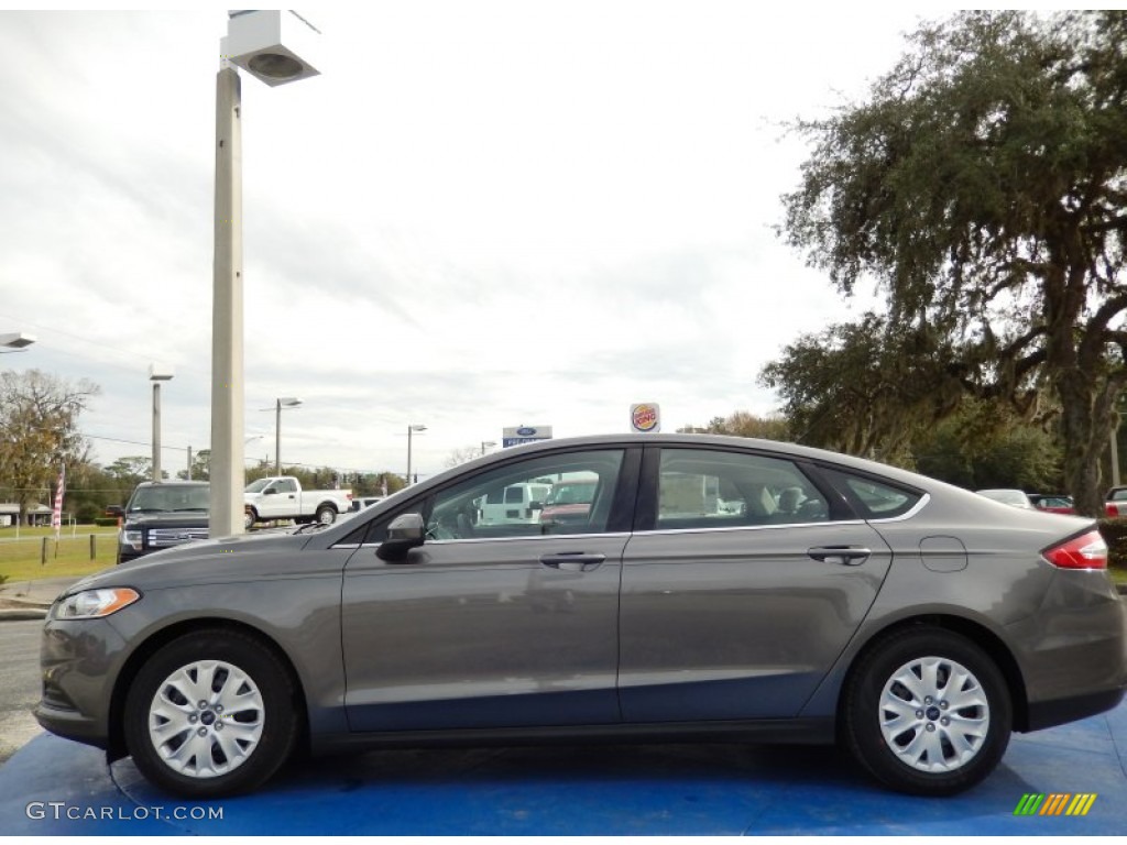 2014 Fusion S - Sterling Gray / Earth Gray photo #2