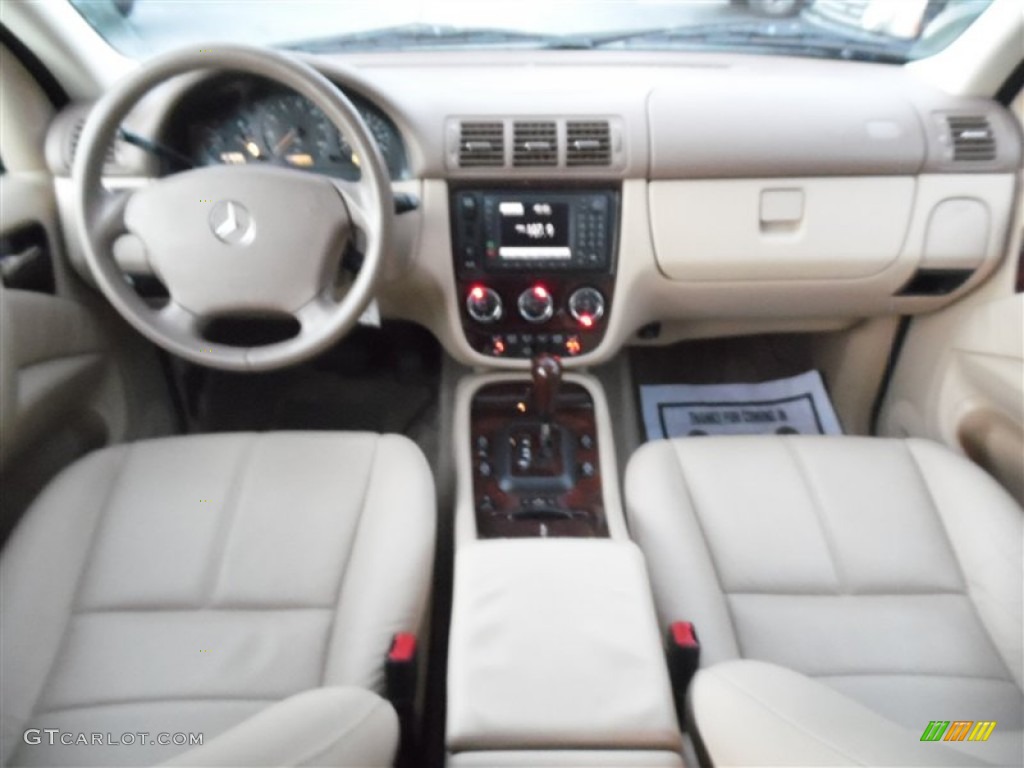 2003 ML 500 4Matic - Alabaster White / Borneo/Java photo #7