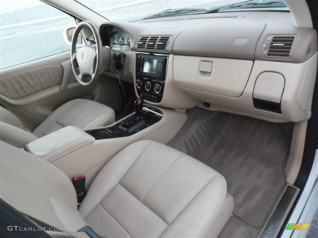 2003 ML 500 4Matic - Alabaster White / Borneo/Java photo #13