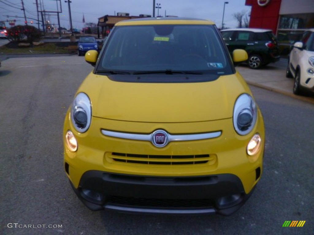 Giallo (Yellow) 2014 Fiat 500L Trekking Exterior Photo #89777080
