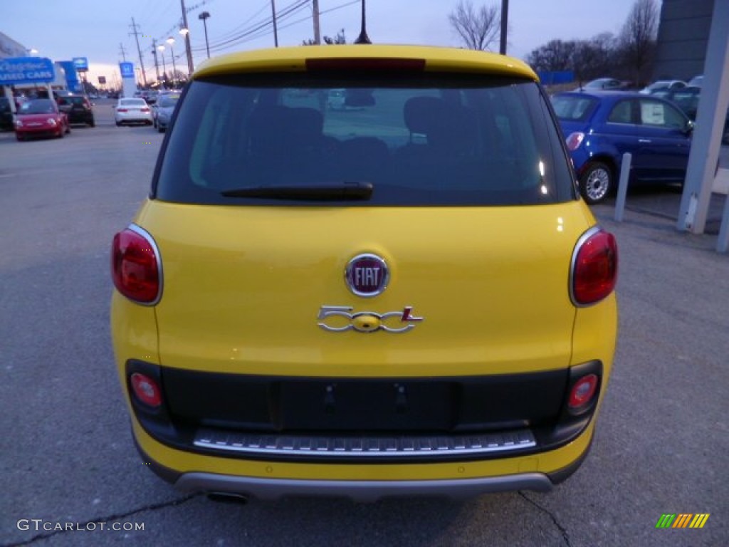 Giallo (Yellow) 2014 Fiat 500L Trekking Exterior Photo #89777144