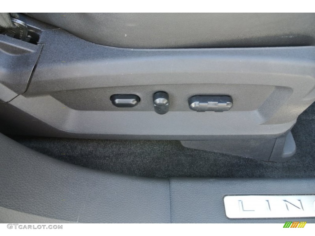 2009 MKX  - Sterling Grey Metallic / Limited Charcoal Black/Light Stone photo #24