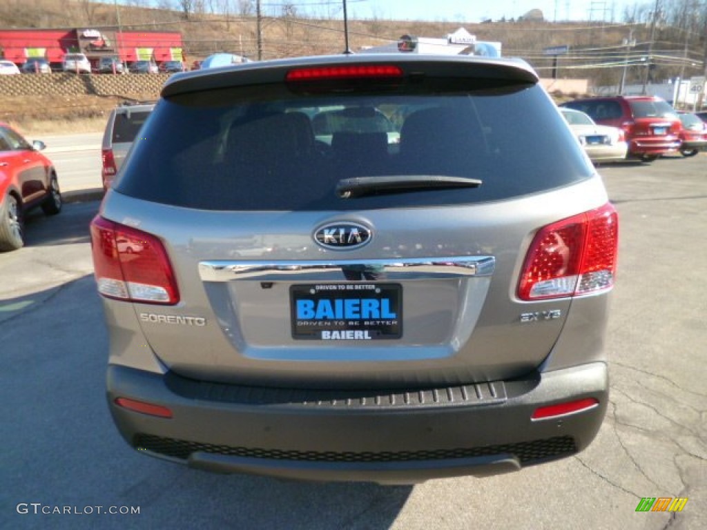 2011 Sorento EX V6 AWD - Titanium Silver / Black photo #5