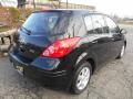 Super Black - Versa 1.8 S Hatchback Photo No. 4