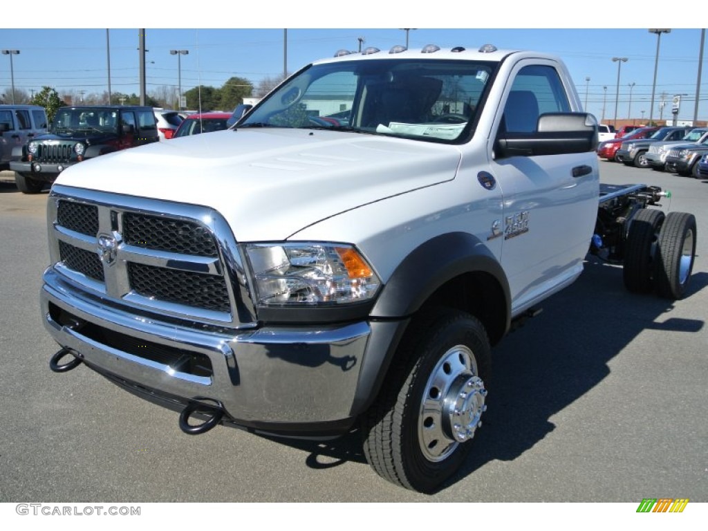 2014 4500 Tradesman Regular Cab Chassis - Bright White / Black/Diesel Gray photo #1