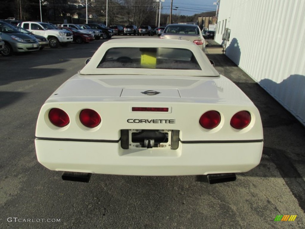 1986 Corvette Coupe - White / Red photo #5