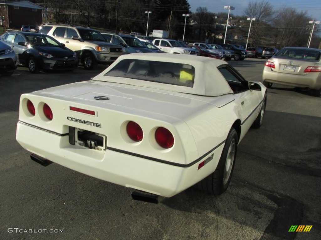 1986 Corvette Coupe - White / Red photo #6