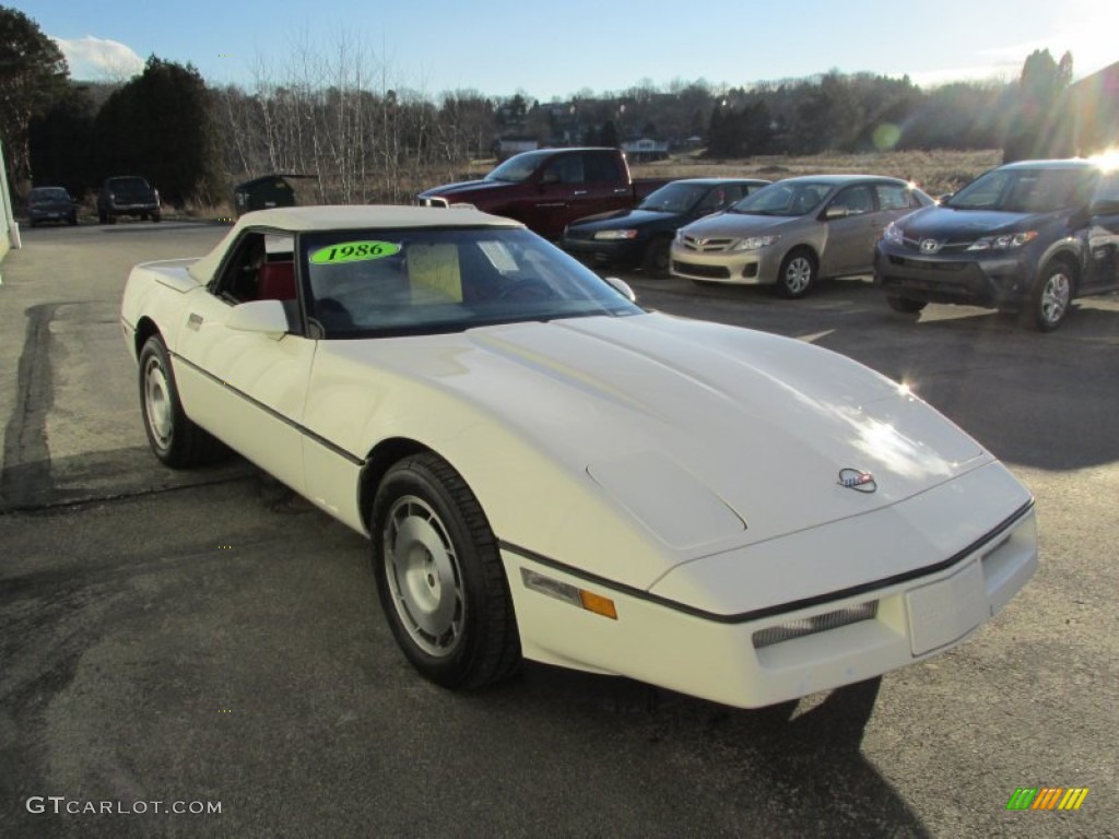 1986 Corvette Coupe - White / Red photo #7