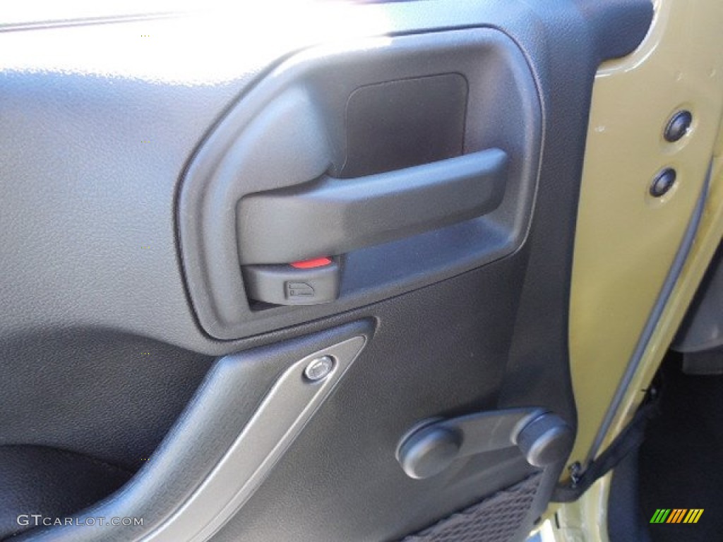 2013 Wrangler Sport 4x4 - Commando Green / Black photo #17