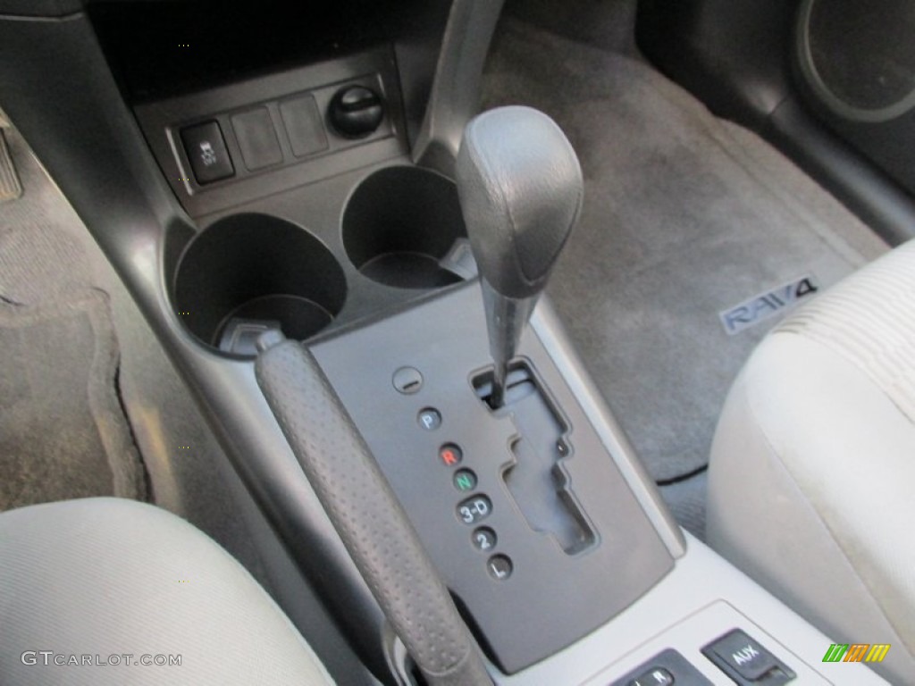 2011 RAV4 I4 4WD - Black Forest Metallic / Ash photo #17