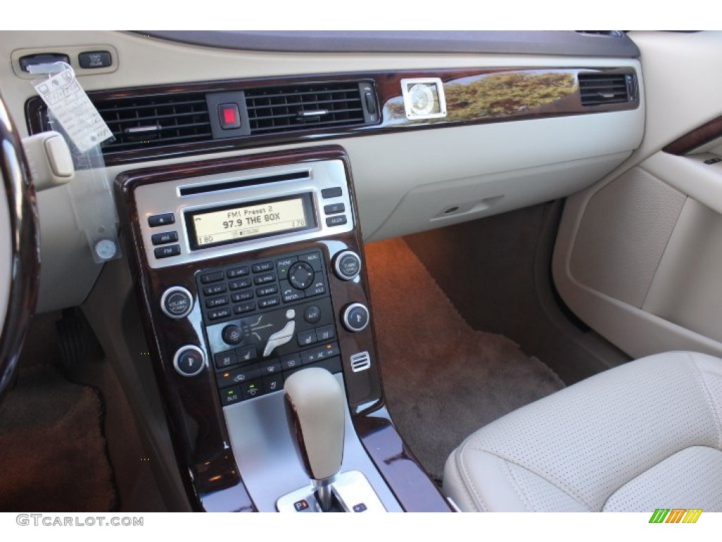 2009 S80 T6 AWD - Oyster Gray Metallic / Sandstone Beige photo #10