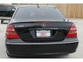 Black - E 500 Sedan Photo No. 8