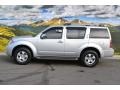 Silver Lightning Metallic - Pathfinder SE 4x4 Photo No. 6