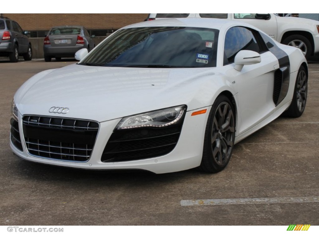 2012 Audi R8 5.2 FSI quattro Exterior Photos